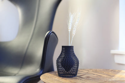 Anfora Vase
